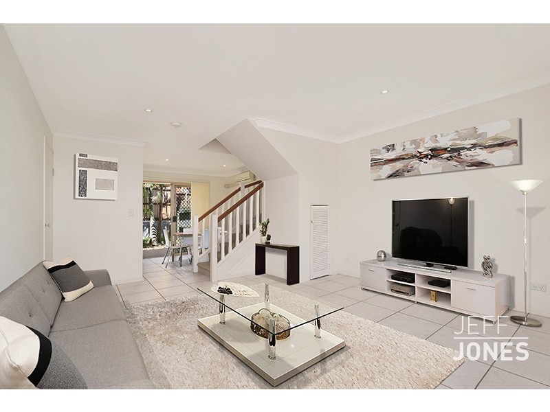 3/74 Newdegate Street, Greenslopes QLD 4120