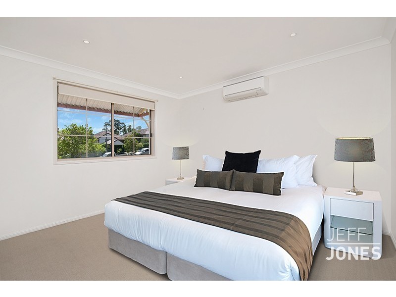 3/74 Newdegate Street, Greenslopes QLD 4120