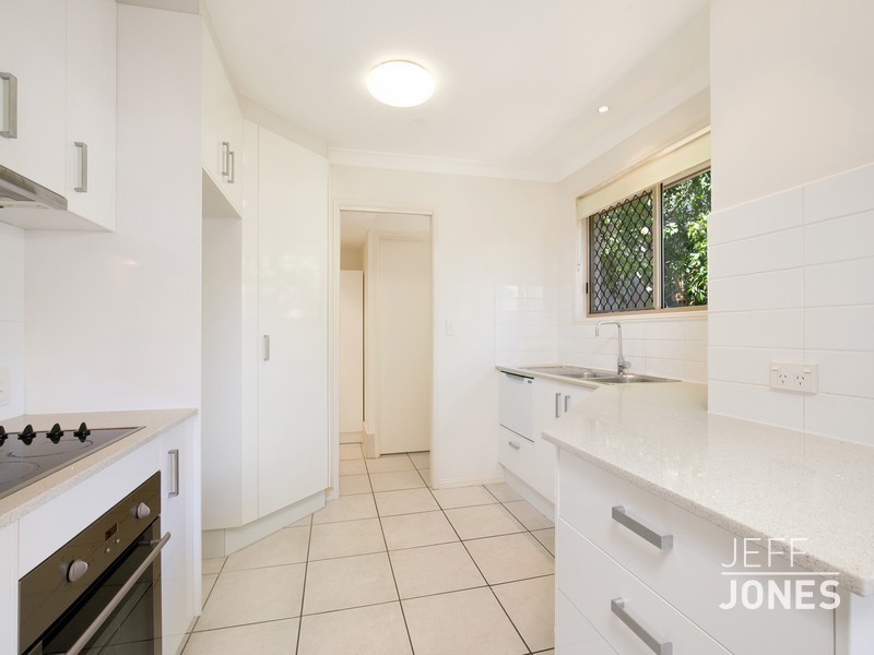 3/74 Newdegate Street, Greenslopes QLD 4120