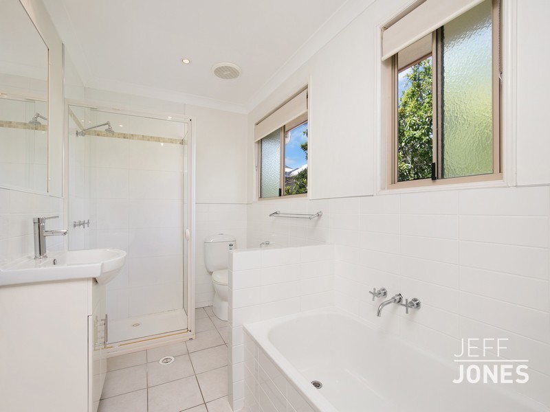 3/74 Newdegate Street, Greenslopes QLD 4120