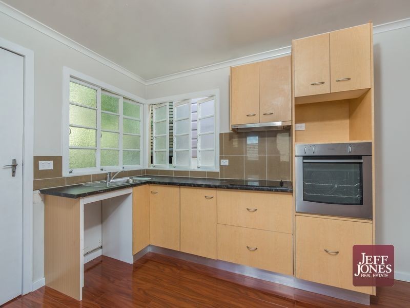 35 Myrtle Street, Woolloongabba QLD 4102
