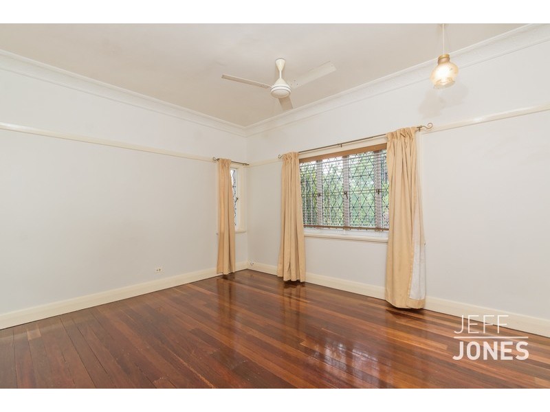 38 Grimes Street, Yeronga QLD 4104