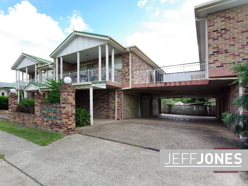 2/163 Juliette Street, Greenslopes QLD 4120