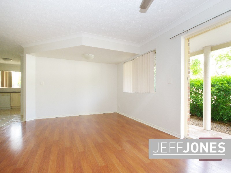 2/163 Juliette Street, Greenslopes QLD 4120