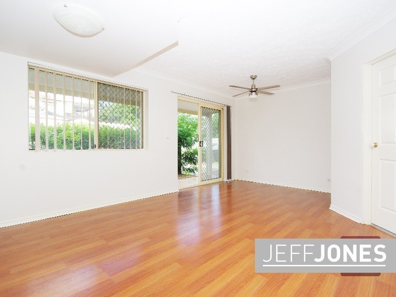 2/163 Juliette Street, Greenslopes QLD 4120