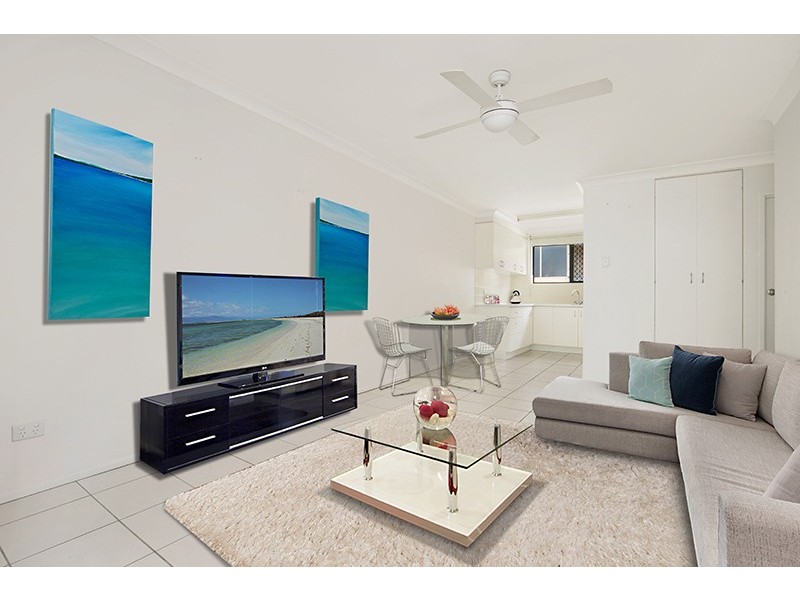 2/30 Wellington Street, Coorparoo QLD 4151