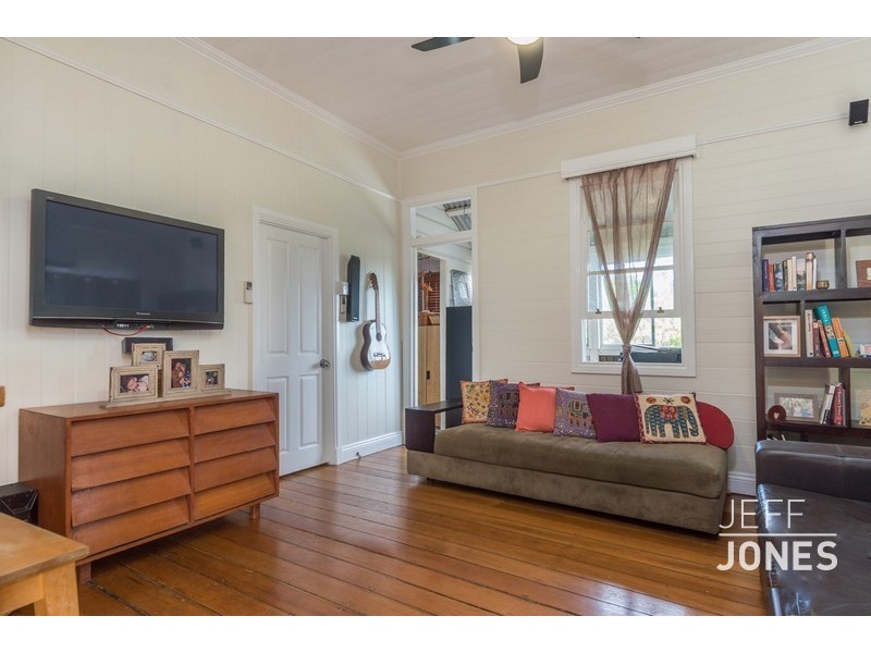 2 Glen Street, Highgate Hill QLD 4101