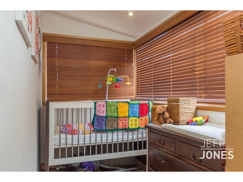 2 Glen Street, Highgate Hill QLD 4101
