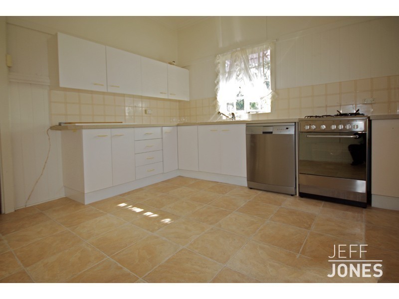 63 Mackay Street, Coorparoo QLD 4151