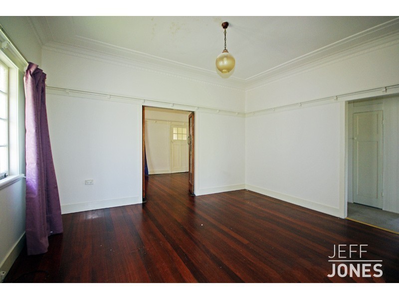 63 Mackay Street, Coorparoo QLD 4151