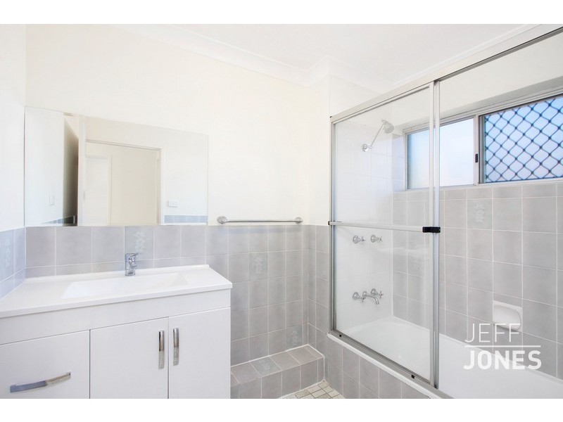 3/117 Pembroke Road, Coorparoo QLD 4151