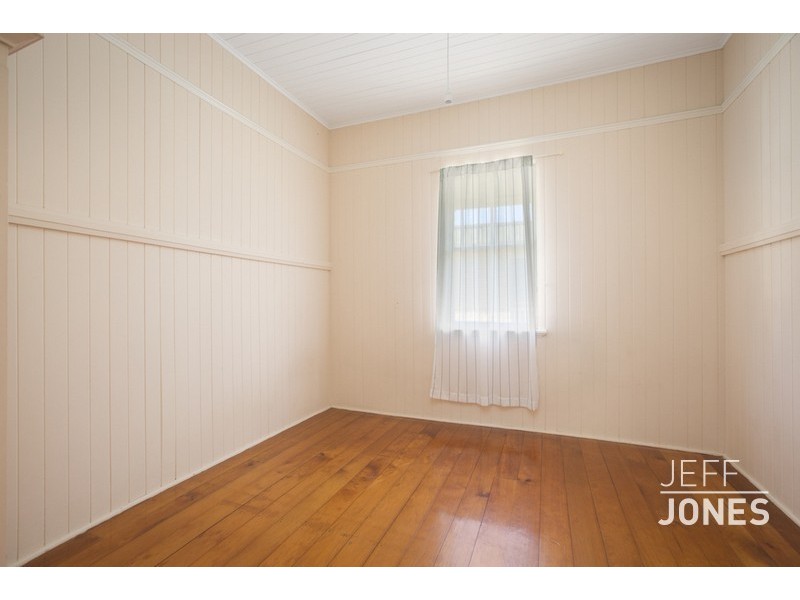 30 Gordon Street, Greenslopes QLD 4120
