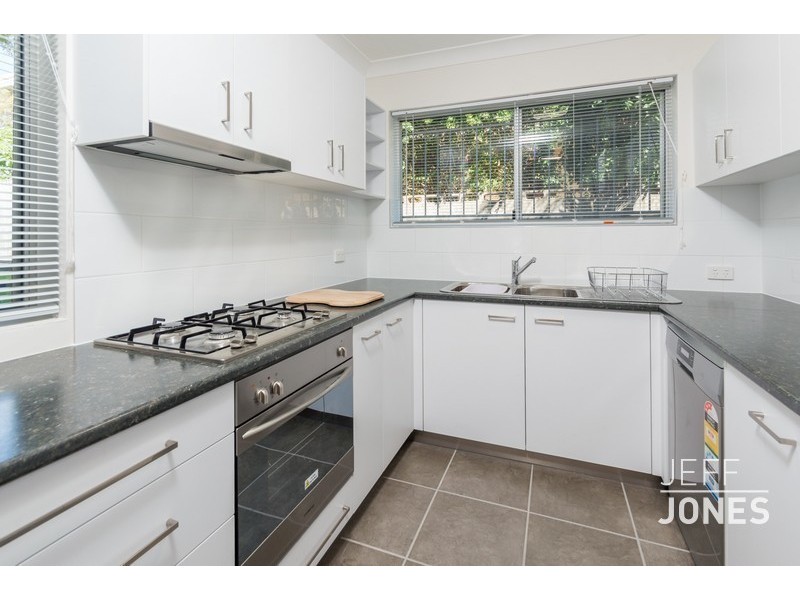 1/558 Logan Road, Greenslopes QLD 4120