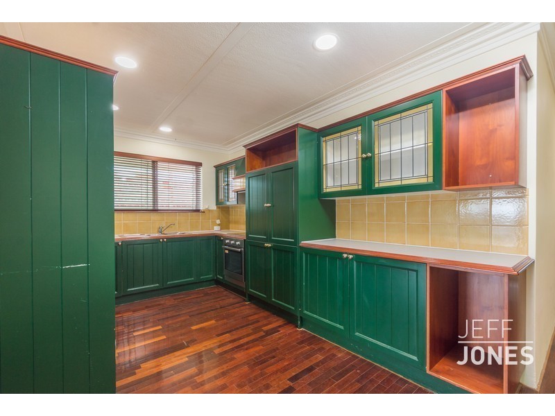 4/6 Garvary Street, Holland Park QLD 4121