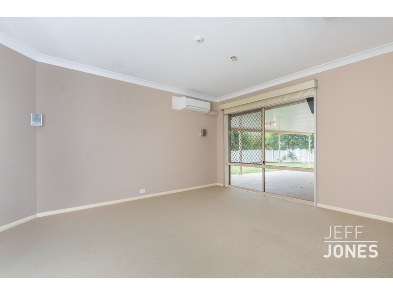 14 Grasmere Place, Carindale QLD 4152