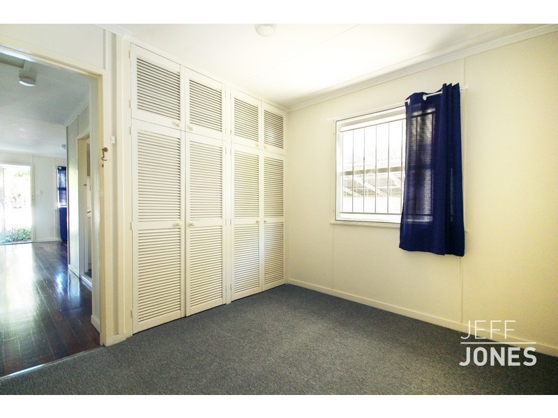 16 Yarranabbe Street, Mount Gravatt East QLD 4122