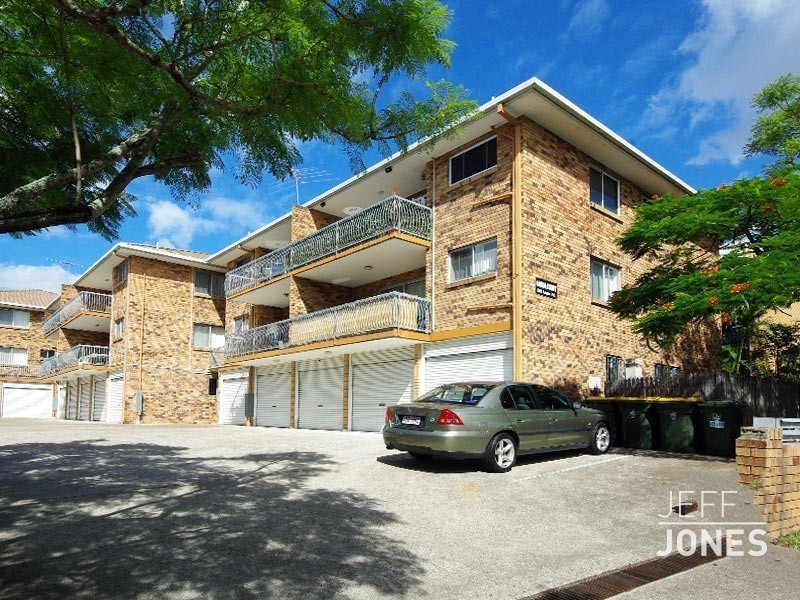 9/558 Logan Road, Greenslopes QLD 4120