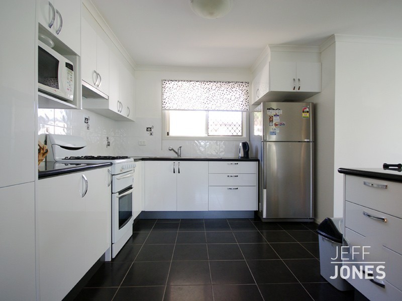 84 Nicholson Street, Greenslopes QLD 4120