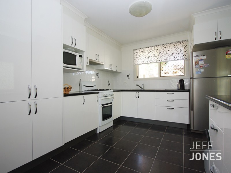 84 Nicholson Street, Greenslopes QLD 4120