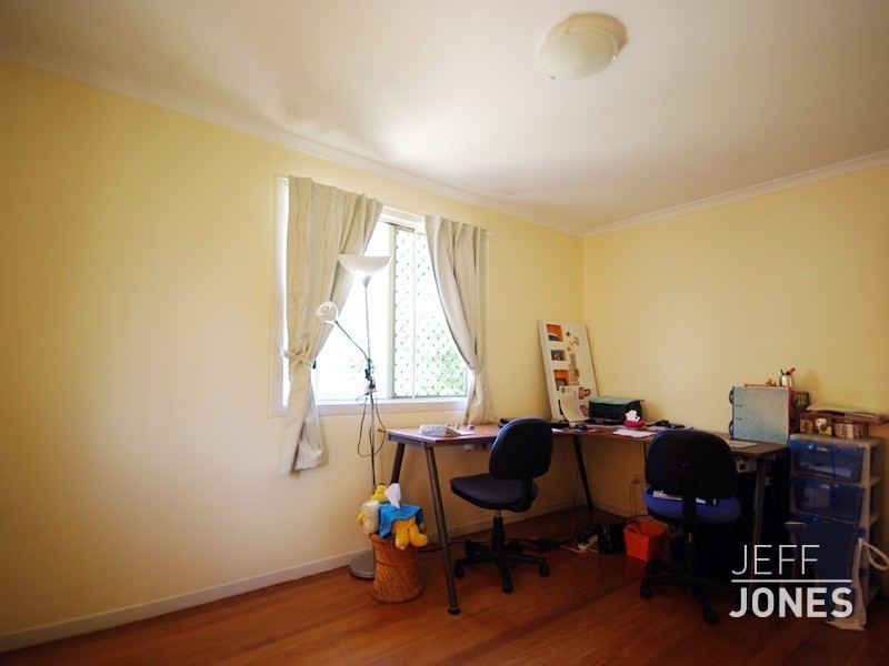 84 Nicholson Street, Greenslopes QLD 4120