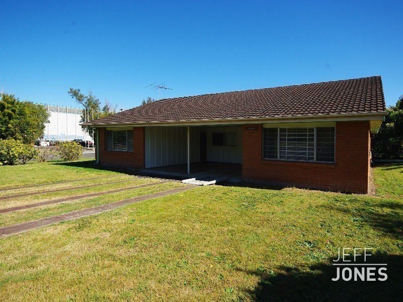 1/2 Bankside Street, Nathan QLD 4111