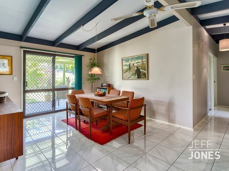 287 Winstanley Street, Carindale QLD 4152