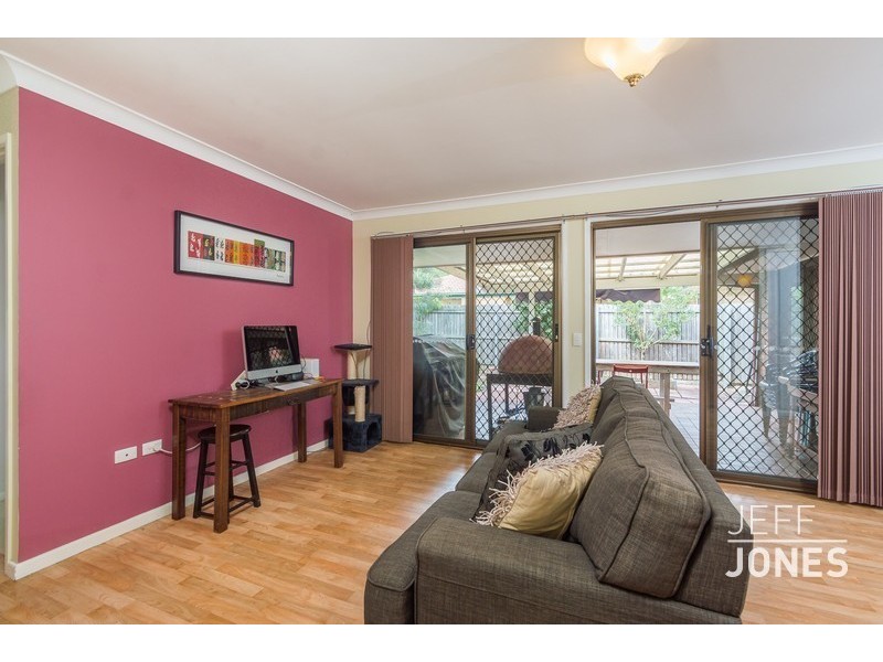 376 Winstanley Street, Carindale QLD 4152