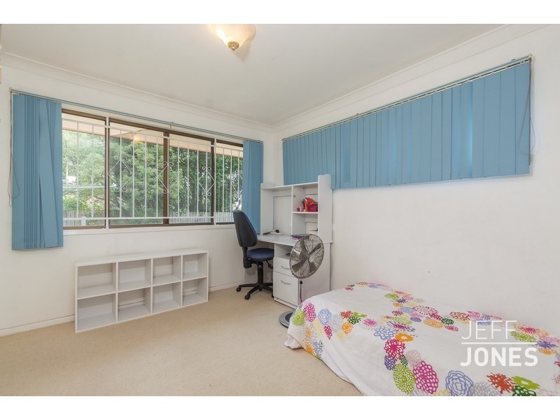 376 Winstanley Street, Carindale QLD 4152