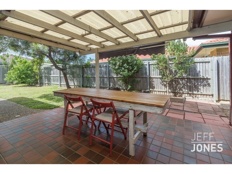 376 Winstanley Street, Carindale QLD 4152