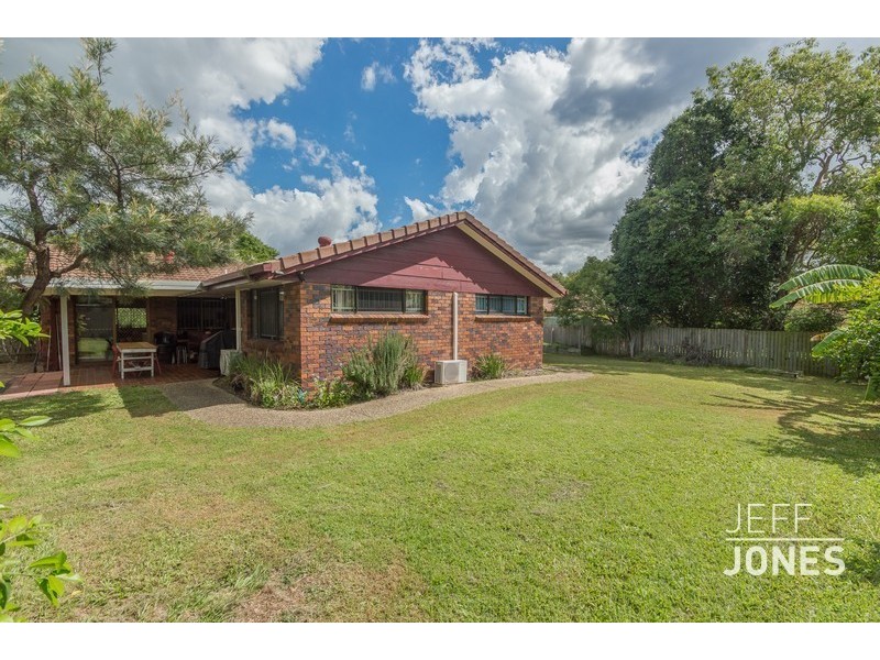 376 Winstanley Street, Carindale QLD 4152