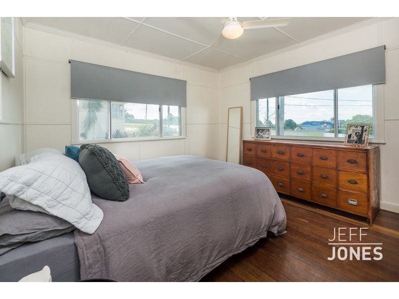 5 Long Street, Camp Hill QLD 4152