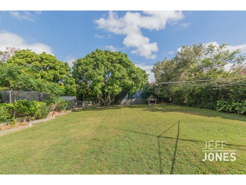 5 Long Street, Camp Hill QLD 4152