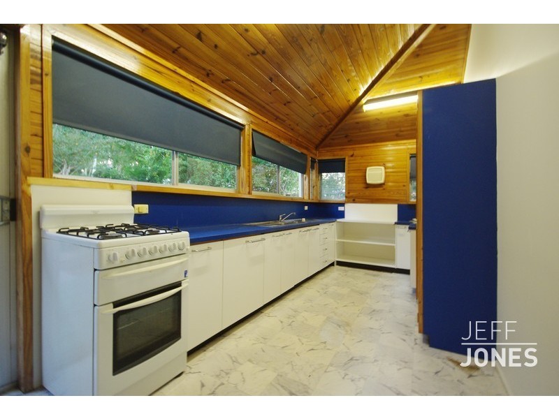 23 Instow Street, Yeronga QLD 4104