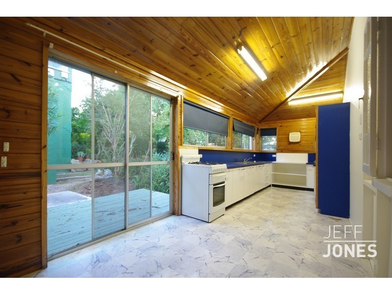 23 Instow Street, Yeronga QLD 4104