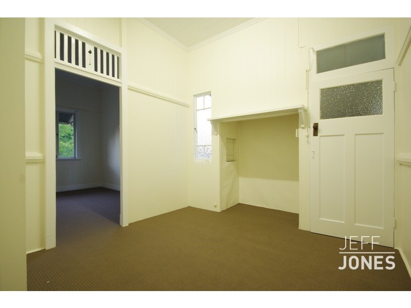 23 Instow Street, Yeronga QLD 4104