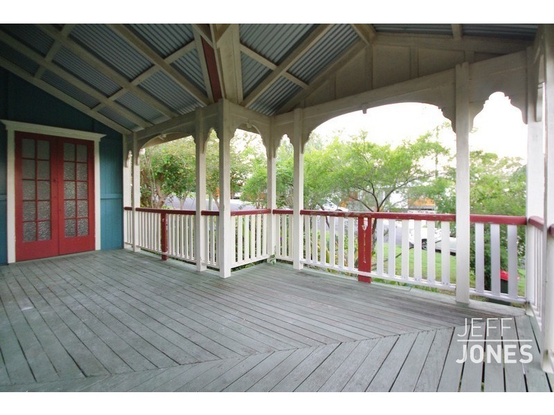 23 Instow Street, Yeronga QLD 4104