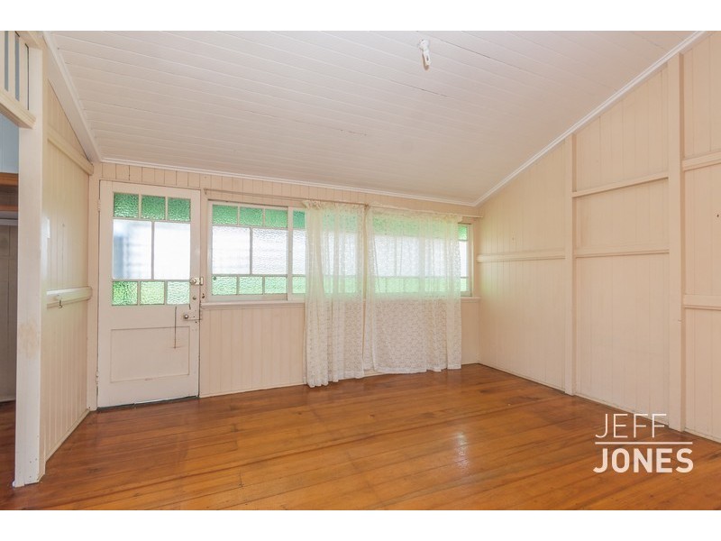 74 Waverley Road, Annerley QLD 4103