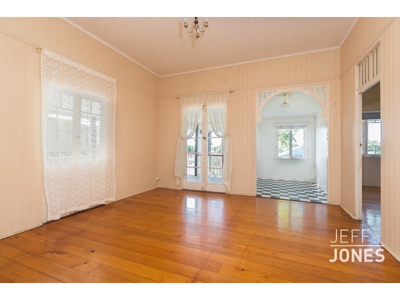 74 Waverley Road, Annerley QLD 4103