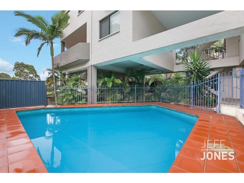 4/16 Jellicoe Street, Coorparoo QLD 4151