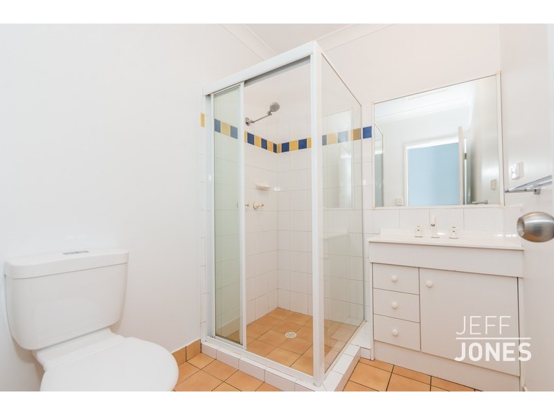 4/16 Jellicoe Street, Coorparoo QLD 4151