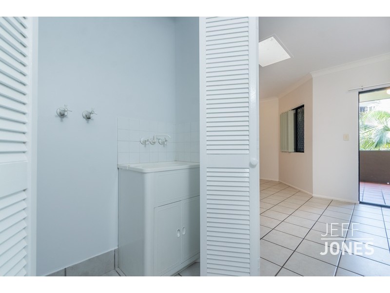 4/16 Jellicoe Street, Coorparoo QLD 4151