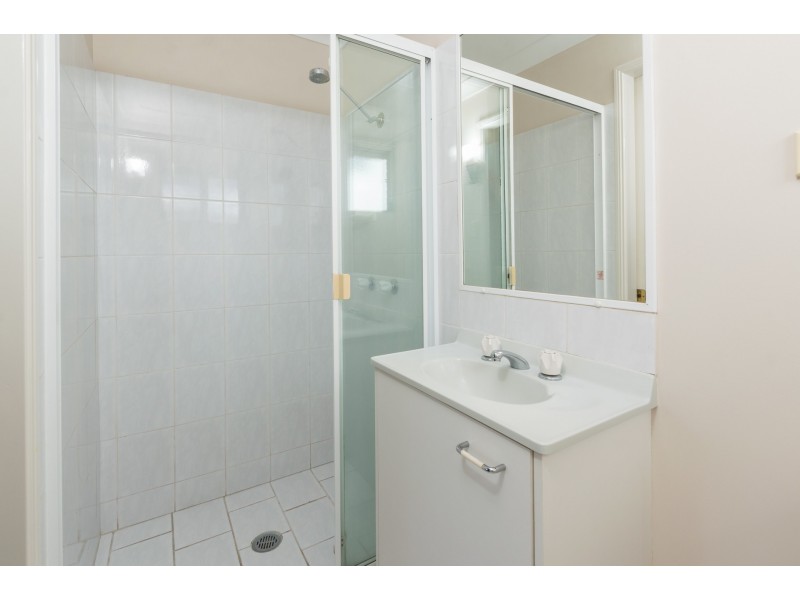 5/45 Macaulay Street, Coorparoo QLD 4151