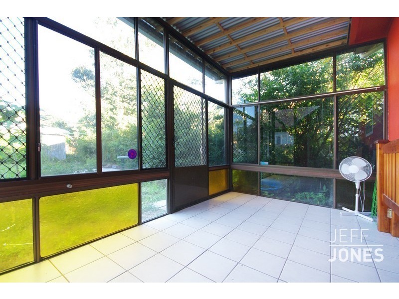 38 Lake Street, Yeronga QLD 4104