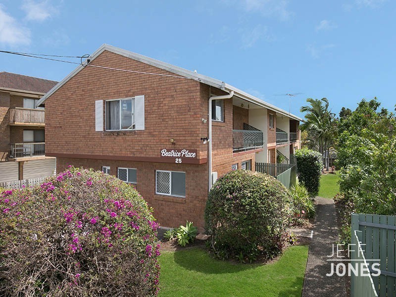2/25 Beatrice Street, Greenslopes QLD 4120