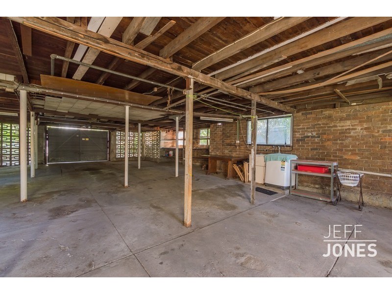 94 Victoria Terrace, Greenslopes QLD 4120