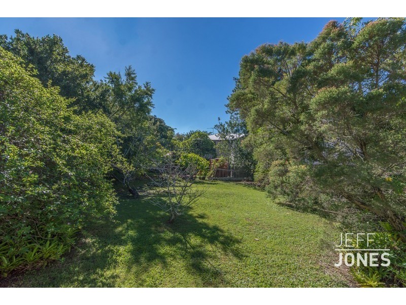 94 Victoria Terrace, Greenslopes QLD 4120