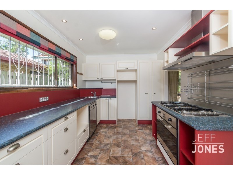 9 Caldicot Place, Carindale QLD 4152