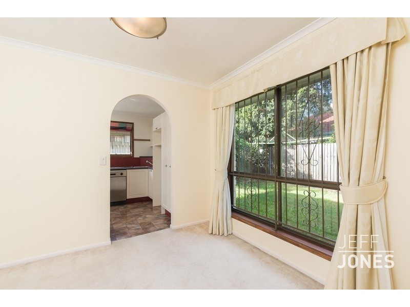 9 Caldicot Place, Carindale QLD 4152