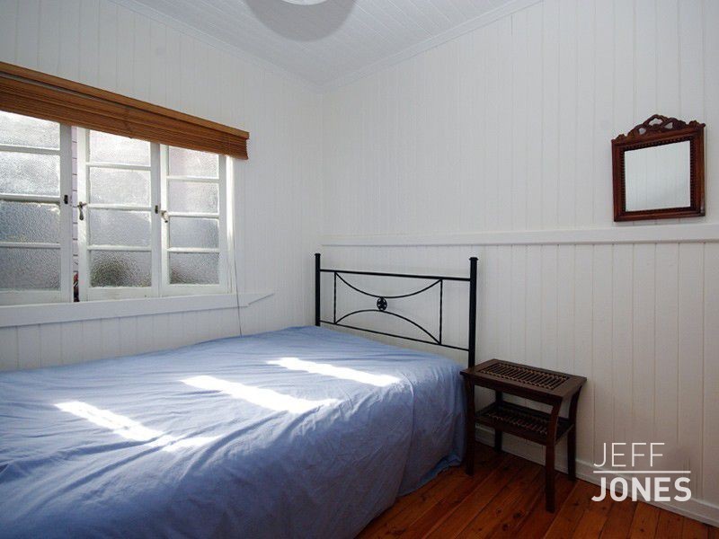 44 Hockings Street, Holland Park QLD 4121