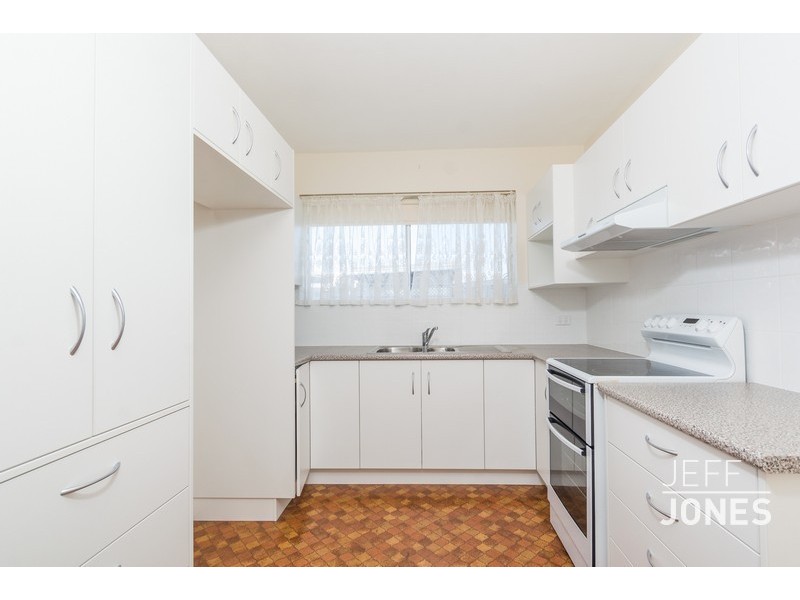 2/42 Chatsworth Road, Greenslopes QLD 4120